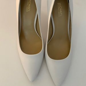 Michael Kors Dorothy Flex Pump Leather White Size7